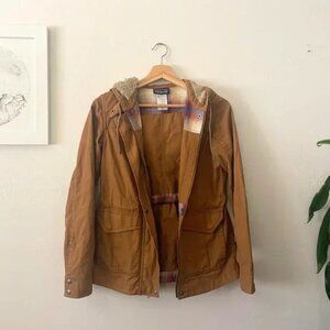 PATAGONIA W's Prairie Dawn 100% Cotton Canvas Jacket in Bear Brown | Size XS